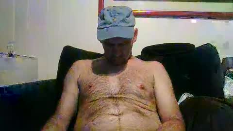 4nuf online show from October 8, 8:15 pm