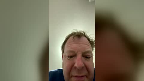 robert online show from February 26, 9:40 pm