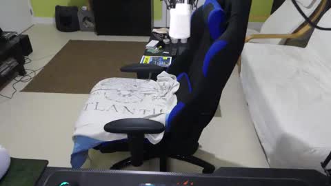 Larese Carlo online show from October 19, 3:22 am