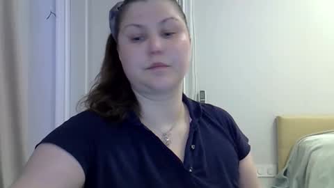 5anna online show from September 18, 12:42 pm