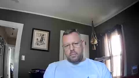 612guy online show from October 18, 5:17 pm