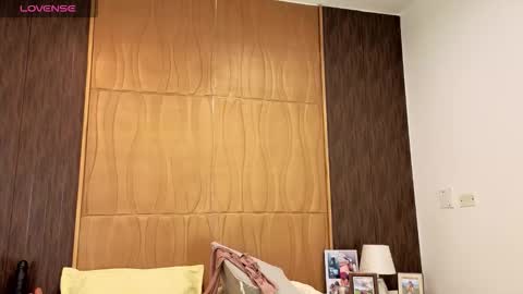 Lilith  Sofi online show from October 28, 1:39 am