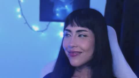  luarii   online show from November 12, 6:27 am