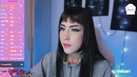  luarii   online show from November 14, 8:05 am