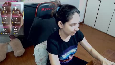 lucero online show from October 8, 7:09 pm