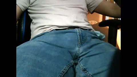 69biglatin69 online show from January 15, 10:24 am