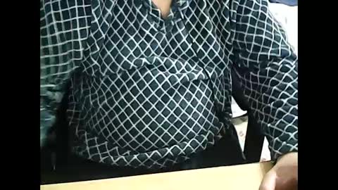 69desamor online show from April 2, 6:32 am