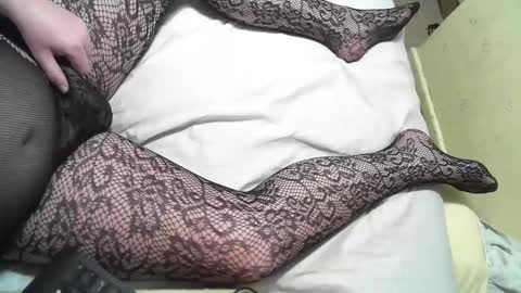 69lushcd online show from February 9, 9:39 pm