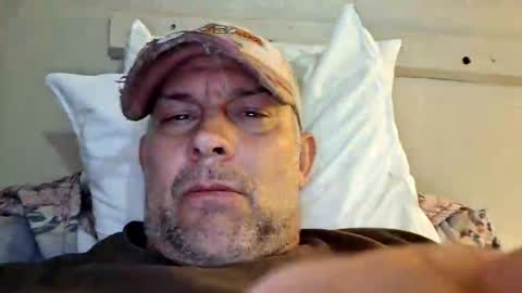 716guy716 online show from October 19, 7:35 am