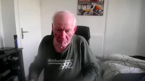 73yves online show from June 1, 6:26 am