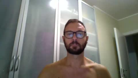 Snapshot of 77architt chatting on September 22, 7:34 am 77architt online show from September 22, 7:34 am