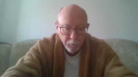  Papi  online show from January 31, 9:05 am