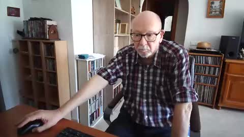  Papi  online show from March 24, 11:16 am