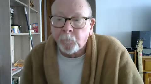  Papi  online show from January 19, 11:45 am