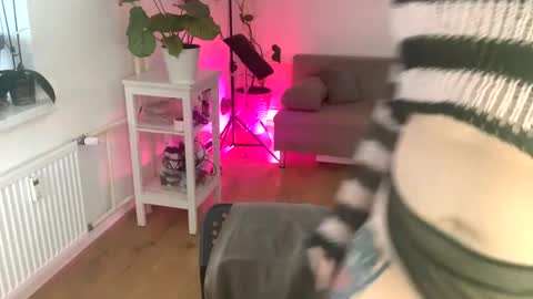 Ivy online show from January 16, 9:37 am