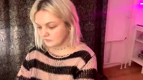 Ivy online show from January 10, 5:05 am