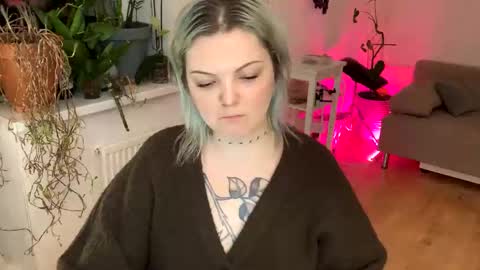 Ivy online show from February 13, 4:07 pm