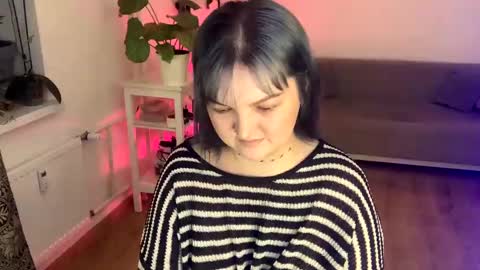 Ivy online show from January 16, 5:01 pm