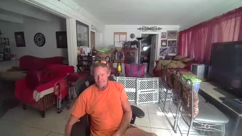 Snapshot of 86406stud chatting on September 20, 11:30 pm 86406stud online show from September 20, 11:30 pm