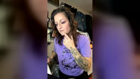 That girl online show from December 21, 11:11 pm