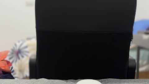 Snapshot of 8hornyjohn8 chatting on October 22, 8:43 pm 8hornyjohn8 online show from October 22, 8:43 pm