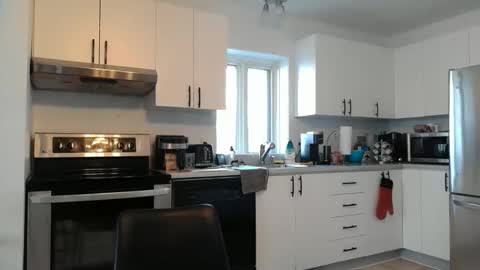 8james5 online show from October 23, 3:35 pm