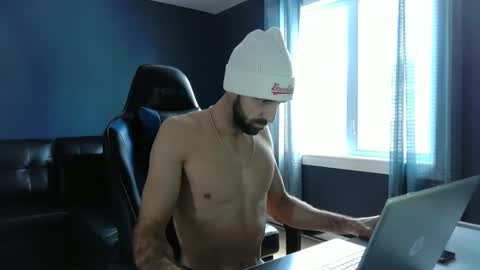 8james5 online show from December 10, 5:44 pm