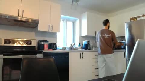 8james5 online show from October 2, 2:05 pm