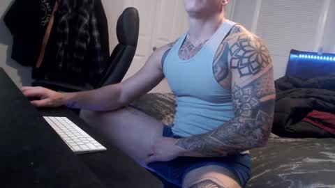 9inchbulll online show from December 18, 4:42 am