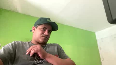 9vinhocamshow online show from October 6, 4:47 pm