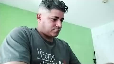 9vinhocamshow online show from February 22, 12:18 pm