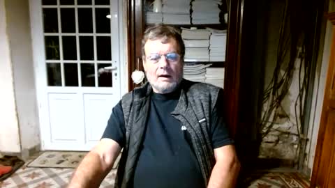 _123_voyeur_ online show from October 16, 9:35 pm