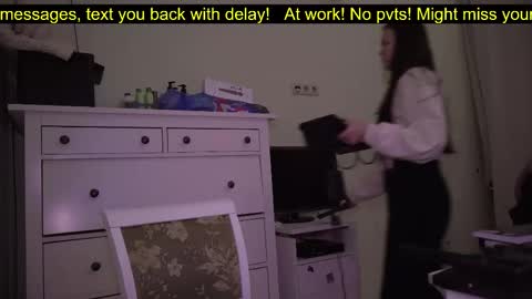 _3x7_ online show from October 2, 4:17 pm