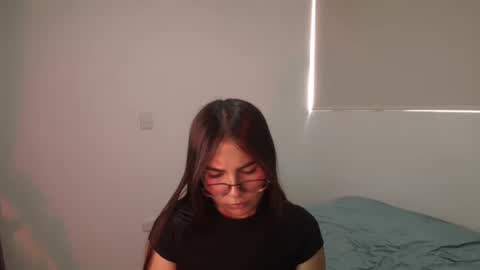 abby 3 online show from April 1, 6:16 pm