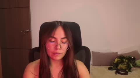 abby 3 online show from June 30, 5:12 pm