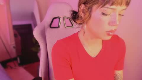 abigaill online show from March 28, 5:31 am