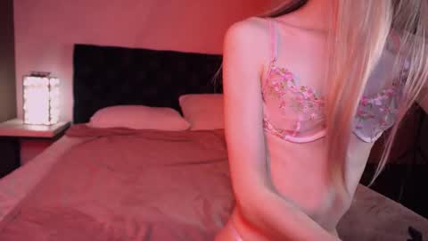 adrian online show from October 5, 8:16 pm