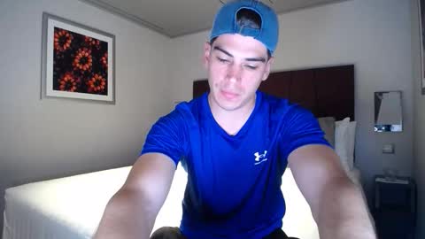 _aesthetic online show from November 25, 5:56 pm