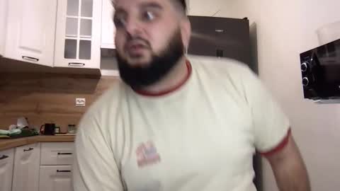 Alan online show from December 3, 7:03 pm