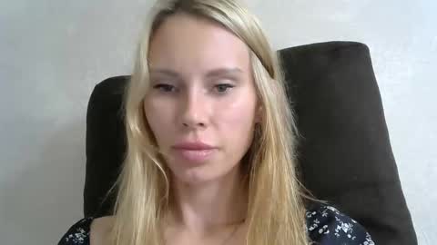 _alex1819 online show from September 21, 11:03 am