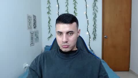 Alex online show from March 11, 1:26 am
