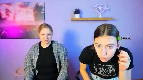 Snapshot of _alice_smith__ chatting on October 21, 9:14 am _alice_smith__ online show from October 21, 9:14 am