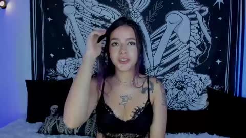 _alicesasha_ online show from November 21, 11:41 am