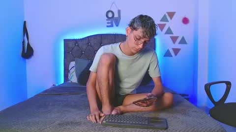 Andres online show from January 20, 6:21 pm