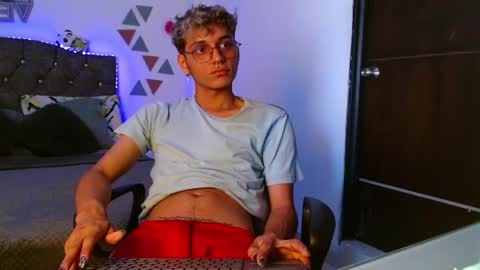 Andres online show from January 18, 6:10 pm