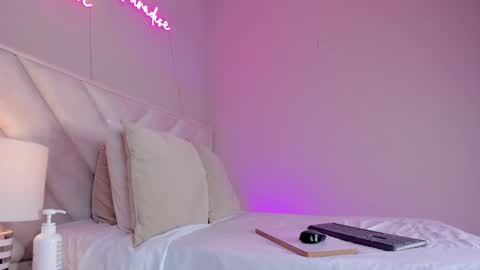 ngela  online show from February 24, 9:41 pm