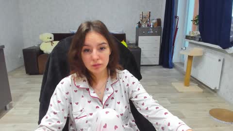 Arina online show from December 2, 5:19 am