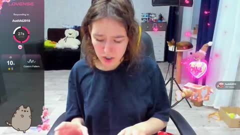 Arina online show from March 2, 2:43 pm