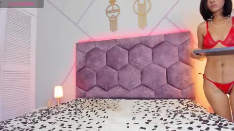 _aurora_collins_ online show from February 14, 3:36 pm