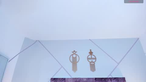 _aurora_collins_ online show from November 18, 1:14 pm